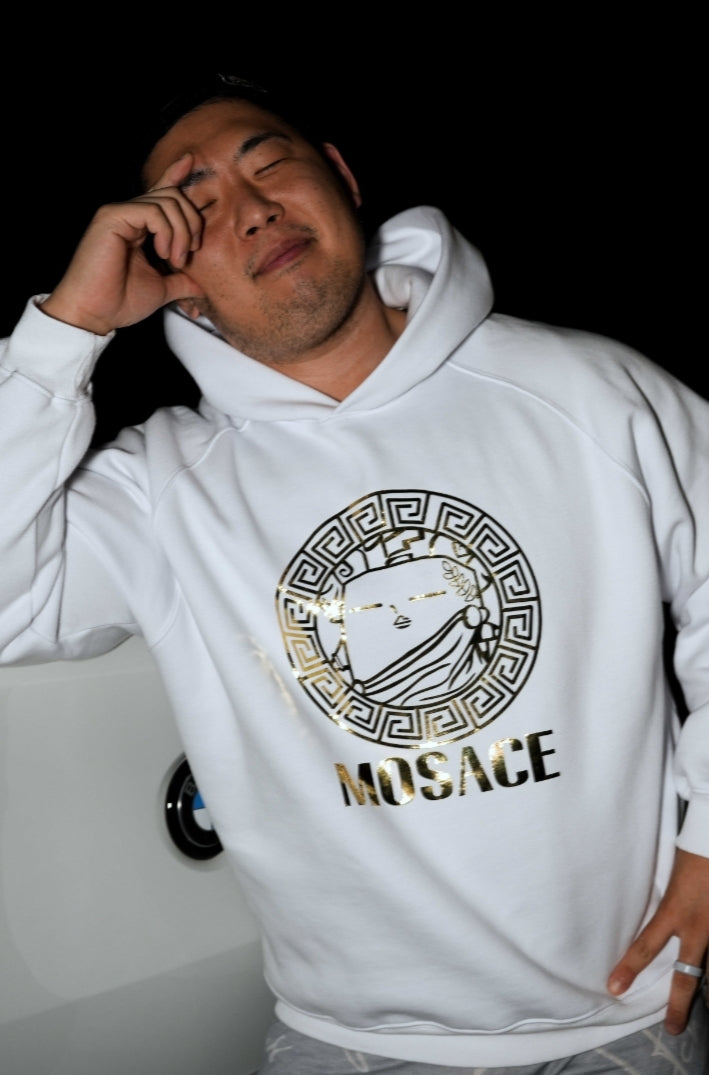  Apparel